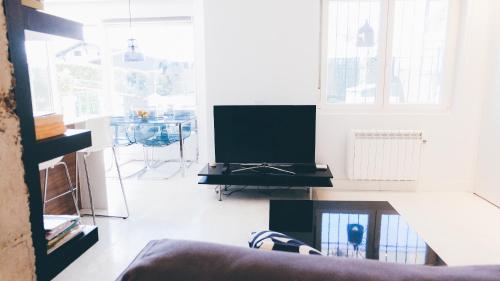 APARTAMENTO ROMANTICO WiFi FREE PARKING AREA