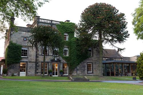 Best Western Plus Sheffield Mosborough Hall Hotel Image