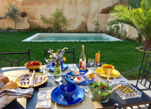 19C Provencal Stone House with Private Pool near Uzes