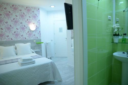 Gallery image of Hostal Nersan in Madrid