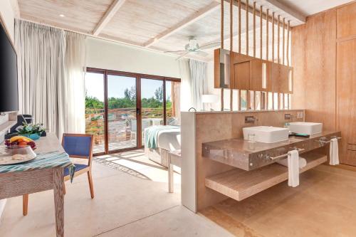 Gallery image of Mystique Holbox by Royalton, A Tribute Portfolio Resort in Holbox Island