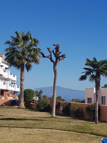 Duquesa Suites Golf and Gardens
