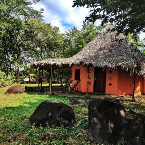 Aed väljaspool majutusasutust Finca del Sol Eco Lodge