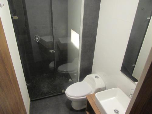 Koupelna v ubytování Hotel Bogota DC