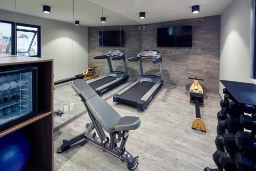 
The fitness center and/or fitness facilities at Felix Boutique Apartments by Viadora
