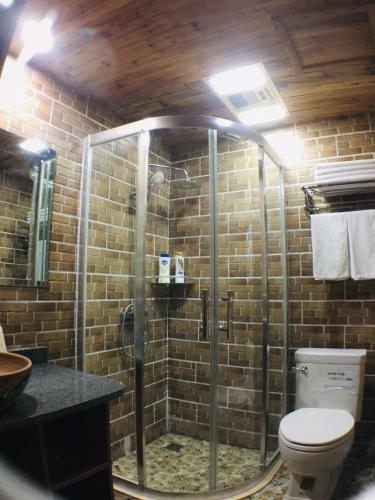 Un baño de Old Street Courtyard (Free Pick up Service)