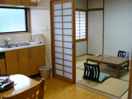 Vonios kambarys apgyvendinimo įstaigoje Ryokan Yamashiroya
