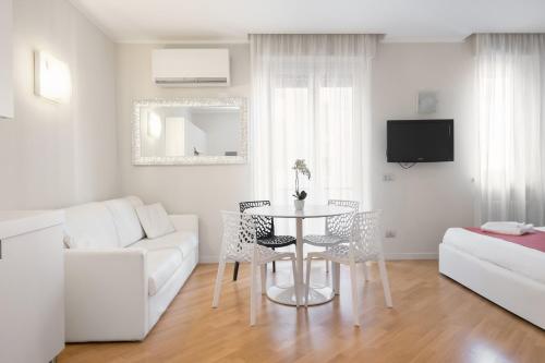Flats4Rent Green Valley – Photos 3