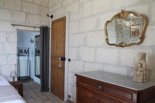 חדר רחצה ב-LA DEMEURE Bed and Breakfast