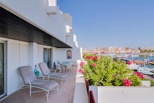 São Vicente - 1Br - Facing to Marina