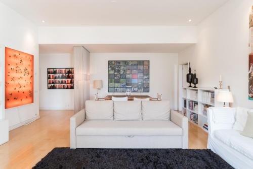 FLH Chiado Design Flat