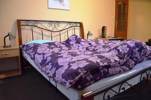 Postel nebo postele na pokoji v ubytování Penzion Střela Krucemburk