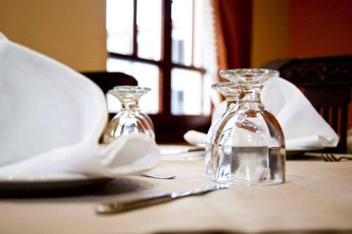 Nápoje v ubytování Hotel Kynaitha