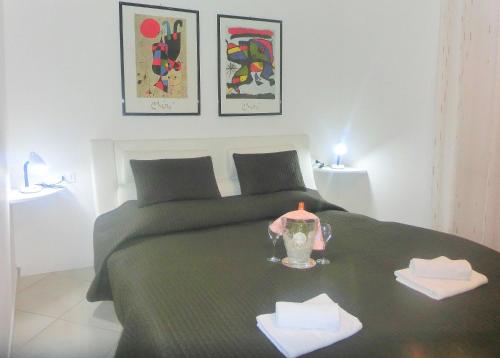 Red & Blu Apartmentsにあるベッド