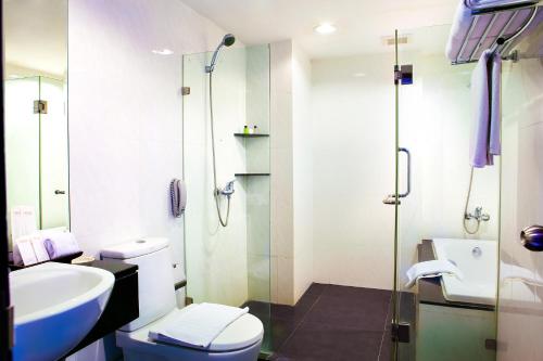 ห้องน้ำของ The Patra Hotel - Rama 9