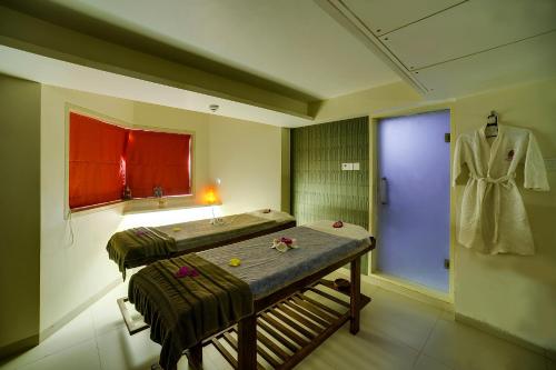 Lázně a/nebo wellness v ubytování Ramee Guestline Hotel Juhu