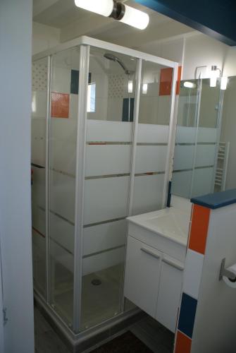 Bilik mandi di MARIBEN