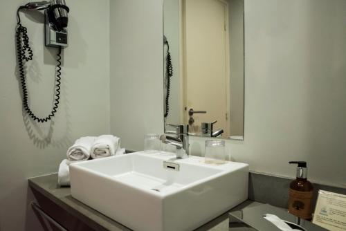 Gallery image of Bliss Hotel in Cogolin