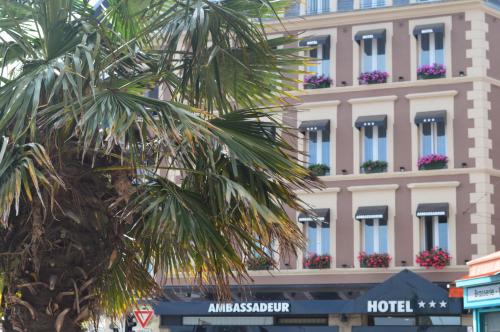 Gallery image of Ambassadeur Hotel - Cherbourg Port de Plaisance in Cherbourg en Cotentin
