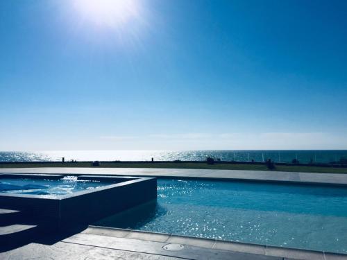 Πισίνα στο ή κοντά στο La Jolla Excellence, Exclusive Front Beach!