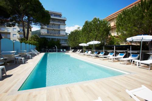 Gallery image of Miriam Hotel & Residence in Pietra Ligure