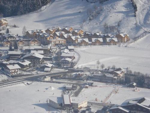 Schoenblick Mountain Resort - by SMR Rauris Apartments - Inc Spa close to Gondola durante el invierno