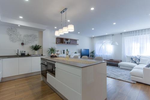 Apartment 365