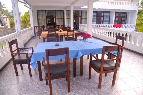Ein Balkon oder eine Terrasse in der Unterkunft Hotel Nadee