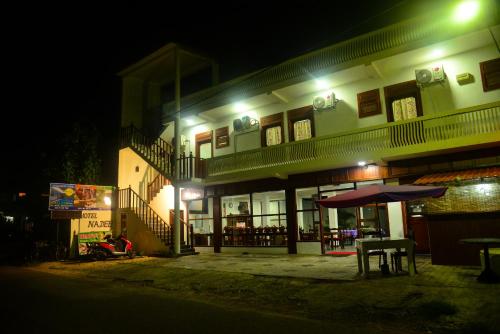 Das Gebäude in dem sich das Hotel befindet