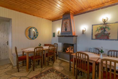 Gallery image of Guesthouse Selini in Vitsa