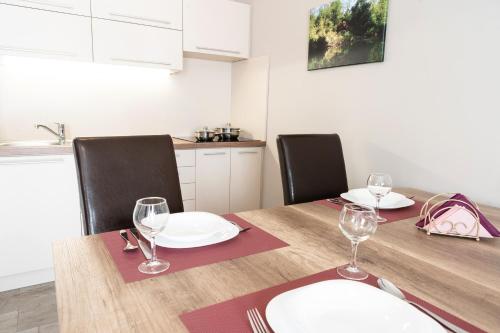 Kuchyň nebo kuchyňský kout v ubytování RÁBA Apartman