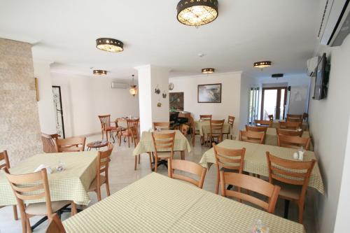 מסעדה או מקום אחר לאכול בו ב-Datca Kilic Hotel