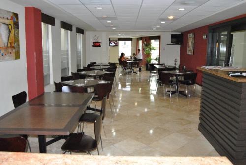 Εστιατόριο ή άλλο μέρος για φαγητό στο Hotel Alameda Express
