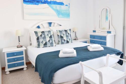 Katil atau katil-katil dalam bilik di Letmalaga Cremades Seaside