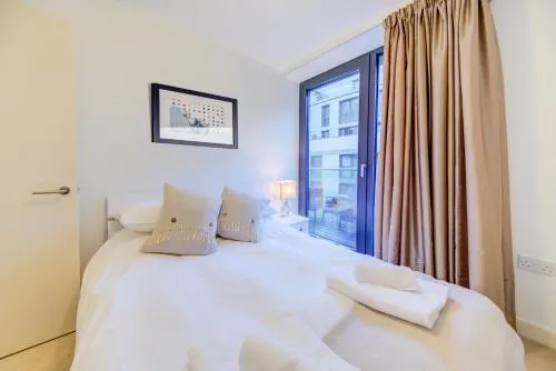 Cleyro Serviced Apartments - Finzels Reach photo 115