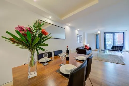 Cleyro Serviced Apartments - Finzels Reach photo 70