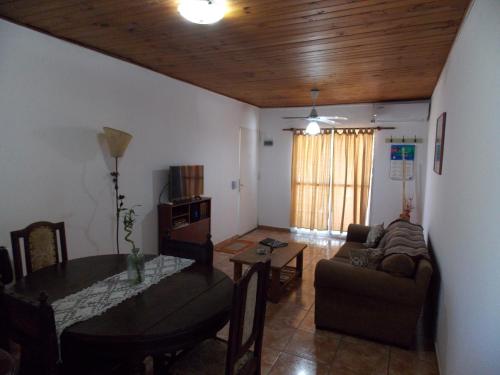 Foto de la galeria de Departamentos Mitre a Luján