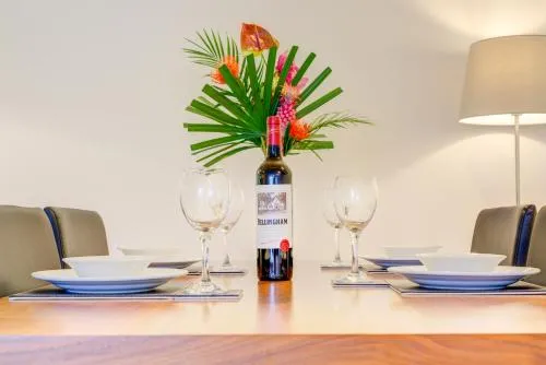 Cleyro Serviced Apartments - Finzels Reach photo 130