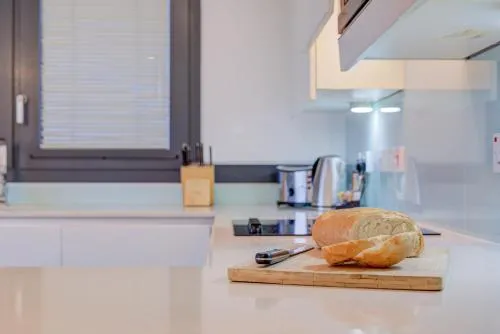 Cleyro Serviced Apartments - Finzels Reach photo 132