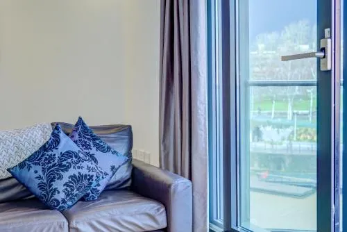 Cleyro Serviced Apartments - Finzels Reach photo 134