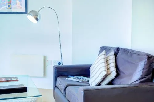 Cleyro Serviced Apartments - Finzels Reach photo 135