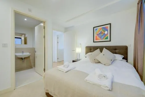 Cleyro Serviced Apartments - Finzels Reach photo 146