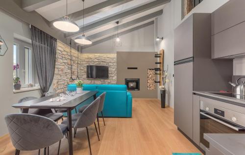 Apartment Romano with Sea View near Poreč