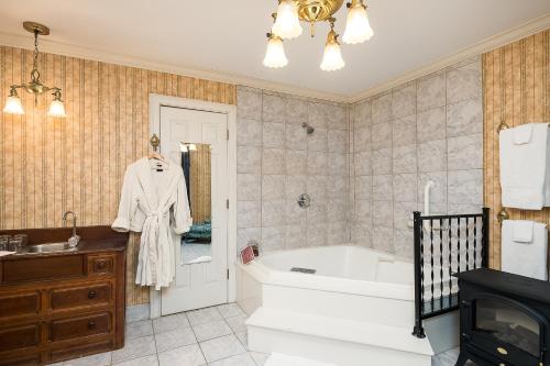 Gallery image of Montgomery Inn BnB in Versailles