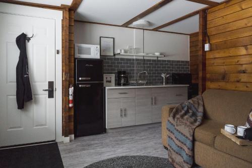Η κουζίνα ή μικρή κουζίνα στο Snow Valley Lodging