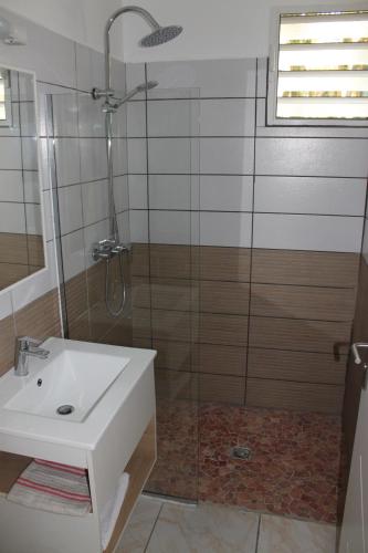 Koupelna v ubytování Résidence B&L Lagon : T3 Alizés