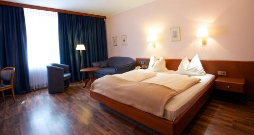 Hotel Carmen Image