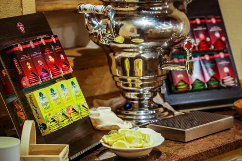 Mâncare la sau în apropiere de acest hotel