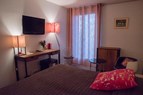Gallery image of Bliss Hotel in Cogolin