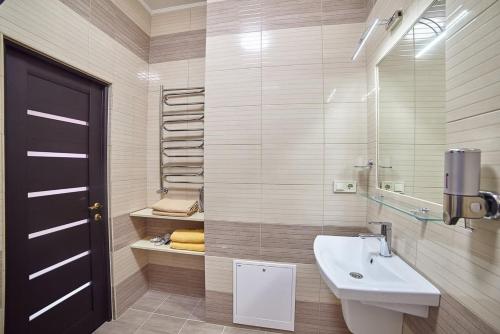 Vonios kambarys apgyvendinimo įstaigoje 2 Bedrooms Apartment 150m from Opera House
